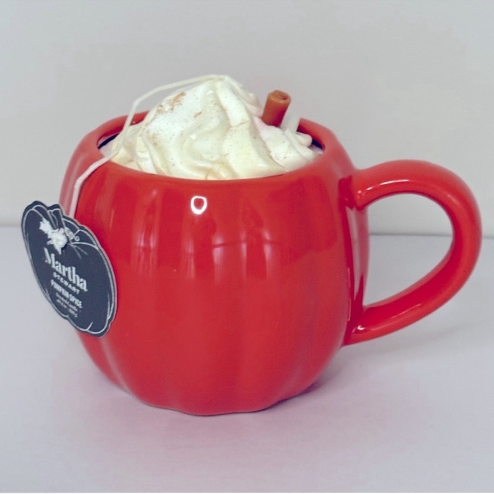 New! Martha Stewart Pumpkin Spice Candle in Orange Mug